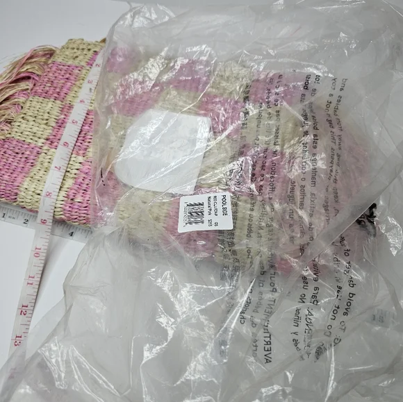 Poolside Clutch Natural/Pink Checkered Fringe Clutch Straw NWT Upcycled Organic - Picture 13 of 13